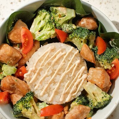 Курица в соусе Гаримайов Haishen-wai по цене 600 ₽