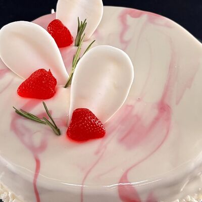 Торт Клубничный в Патисари по цене 1656 ₽