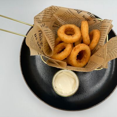 Луковые кольца в Lovers по цене 330 ₽