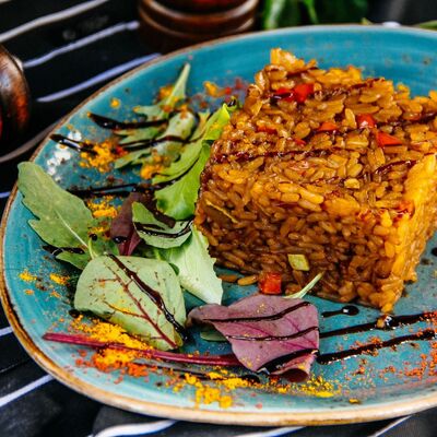 Рис с овощами в Изюм по цене 220 ₽