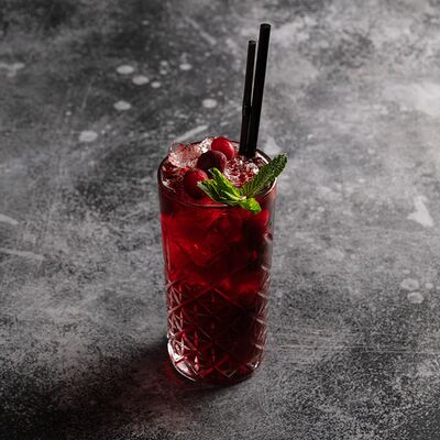 Лимонад Клюква-Черная смородина в Фарш бургер халяль по цене 850 ₽