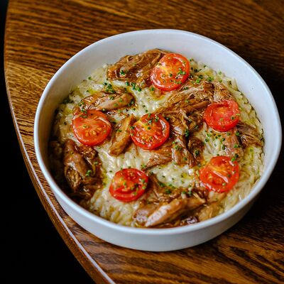 Ризони с уткой конфи и трюфельным соусом в Пена Дней по цене 25 р.