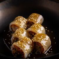 Koji ролл с креветкой в KOJI