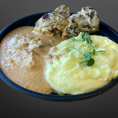 Щеки говяжьи с пюре в Любимые мгновения по цене 1550 ₽