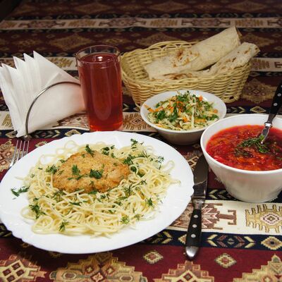 Бизнес-ланч №1 в FastШашлык и Хинкали по цене 500 ₽