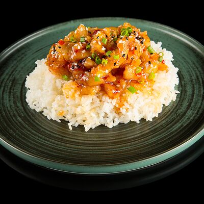 Курица по-тайски в Вкус и лосось по цене 470