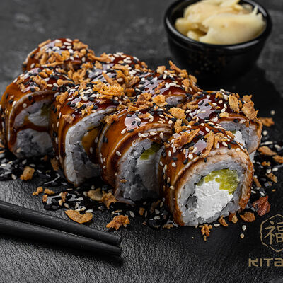 Ролл Филадельфия с угрем в Kitana по цене 1000 ₽