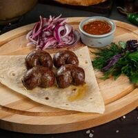 Шашлык из бараньих почек в Шашлык Хауз