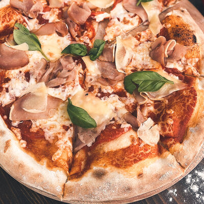 С пармской ветчиной в Гастробар DOM по цене 490