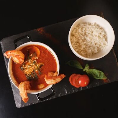 Том ям с морепродуктами в Вирид ярд по цене 1428 ₽