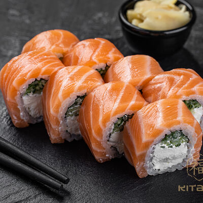 Ролл Филадельфия с лососем в Kitana по цене 958 ₽