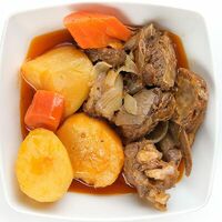 Жаркое из баранины в Три жены