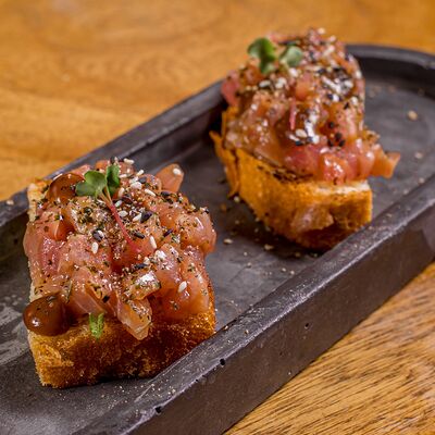 Рокетсы с унаги-май в The Rocket Bar по цене 390 ₽