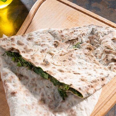 Женгялов хац с зеленью и сыром в Форель по цене 550 ₽