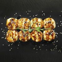 Запеченный ролл с угрем в Renai - суши класса премиум