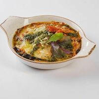 Баклажаны пармиджано в пряном томатном соусе в Фабрика