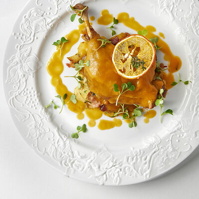 Утиная ножка под апельсиновым соусом в Sabor de la Vida по цене 1550 ₽