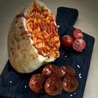 Шаверма с порцией митболов в Doner Kebab Family