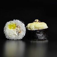 Запеченный с угрем в SushiKent