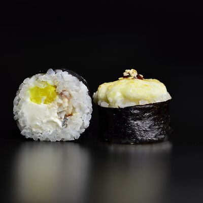 Запеченный с угрем в Sushi Kent по цене 634 ₽