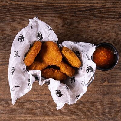 Куриные наггетсы в Гриль Бар Понеслось по цене 490 ₽