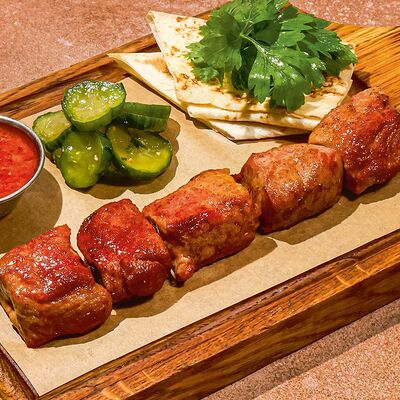 Шашлык из свиной шеи в Антрекот по цене 740 ₽