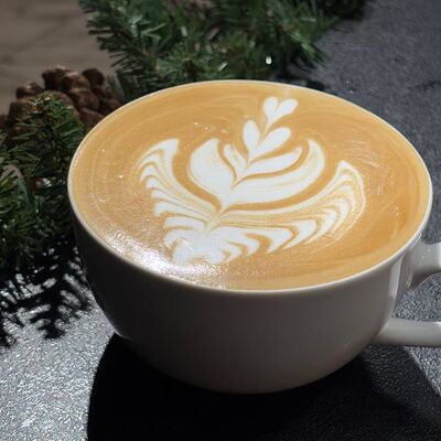 Капучино в Coffee Pit по цене 230 ₽