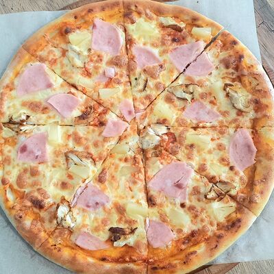 Пицца Гавайская в Кэйго доставка по цене 790 ₽