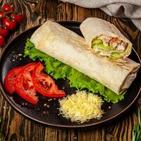 Цезарь ролл с курицей в Шаурма Кинг