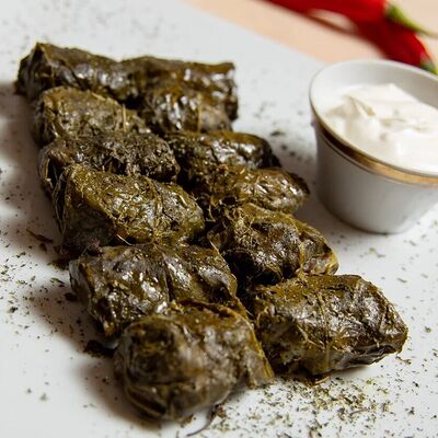 Долма в Кавказский аппетит по цене 510 ₽