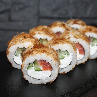 Бонито с лососем в Суши Пати по цене 490 ₽