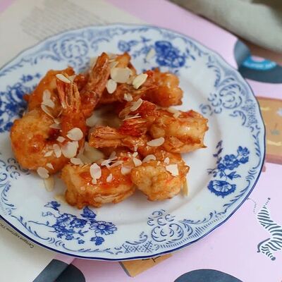 Миндальные креветки в Публика по цене 1200 ₽