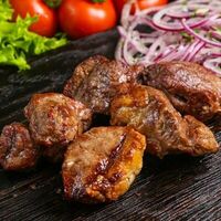 Шашлык cвинoй (шейка) в Уют