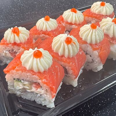 Роллы Филадельфия классика в Огонь & Тесто по цене 569 ₽