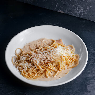 Паста карбонара с ветчиной из индейки в Berberry & ptichka по цене 750 ₽