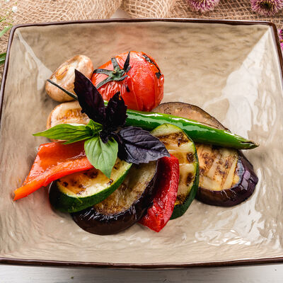 Ассорти овощей на мангале в MANANA по цене 590