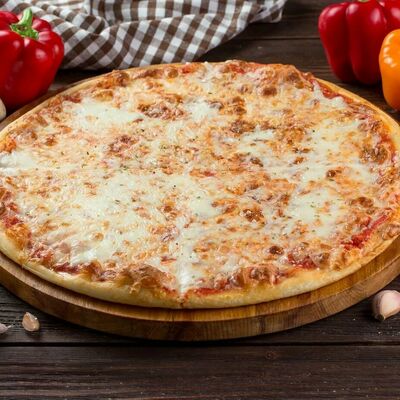 Пицца Четыре сыра в Шеф гриль по цене 900 ₽