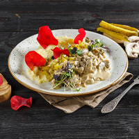 Бефстроганов от Итле в ИТЛЕ Стейк-кафе Halal