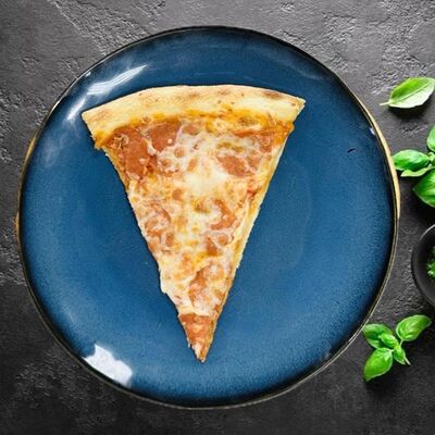 Кусок пиццы Пеперони в ПИКНИК 24/7 по цене 175 ₽