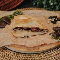Чебурек с бананом и Нутеллой в Много чебуреков