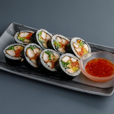 Кимбап с курицей в MO by Matisov по цене 619 ₽