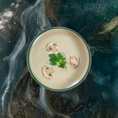 Грибной крем-суп в Mokka Lounge по цене 550 ₽