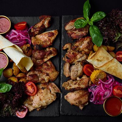 Метровый шашлык из курицы в Эндорфин по цене 2900 ₽