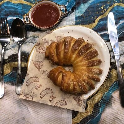 Булочка с творогом в Чайхана 24 Халяль по цене 130 ₽