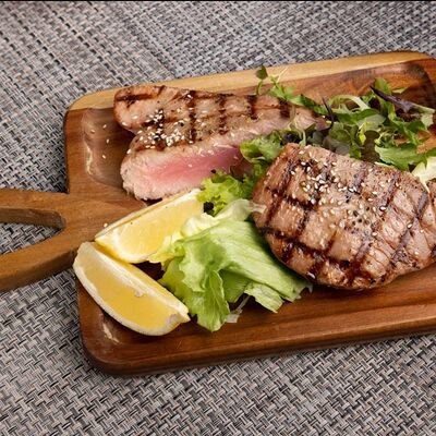 Стейк Тунец в YUMMY по цене 456 ₽