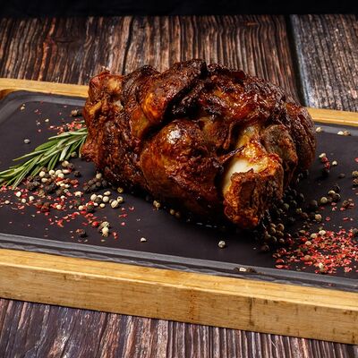 Рулька свиная в пиве с медовой корочкой в Crazy Hunter по цене 1350 ₽