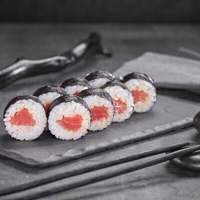 Маки с тунцом в Суши Мастер по цене 129 ₽
