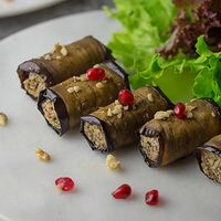 Рулет из баклажанов с ореховой начинкой в 5 вкусов