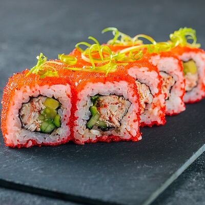 Калифорния с камчатским крабом в Rolls Bar по цене 1092 ₽