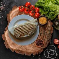 Пита со свининой в Shawarma bar Shawa 36